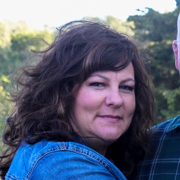 Meet your Posher, Rebecca - Picture 1 of 1